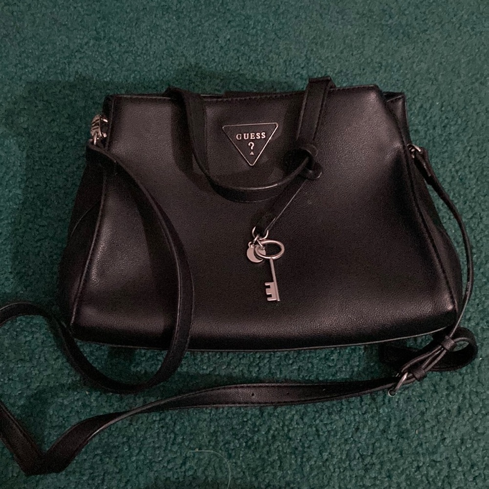 Guess Woman’s Black Crossbody Handbag